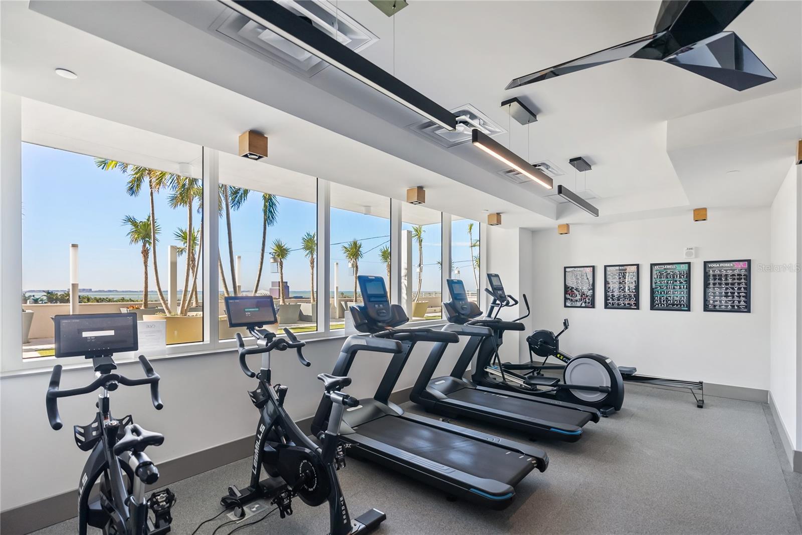 540 N TAMIAMI TRL #702, SARASOTA, FL, 34236