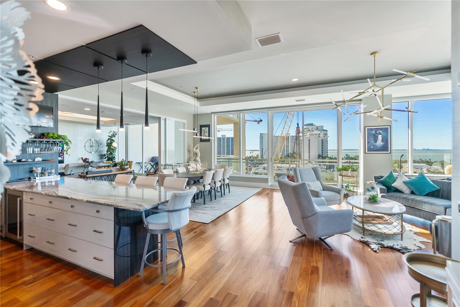 540 N TAMIAMI TRL #702, SARASOTA, FL, 34236