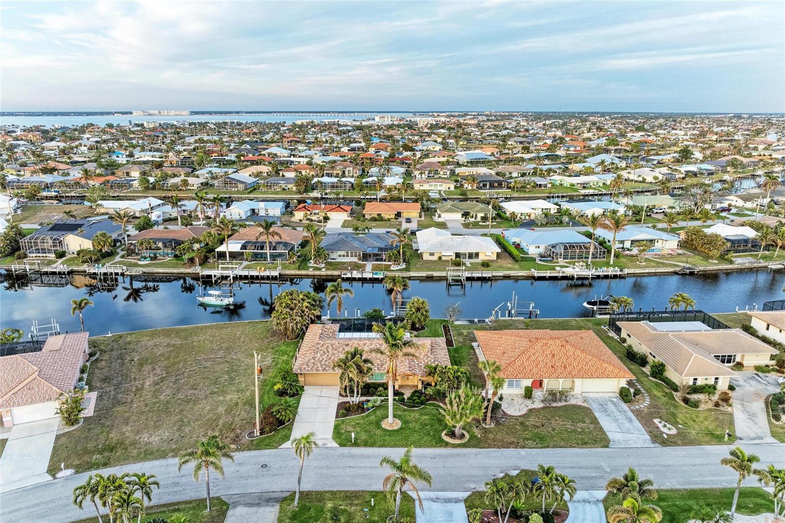 2358 EL CERITO CT, PUNTA GORDA, FL, 33950