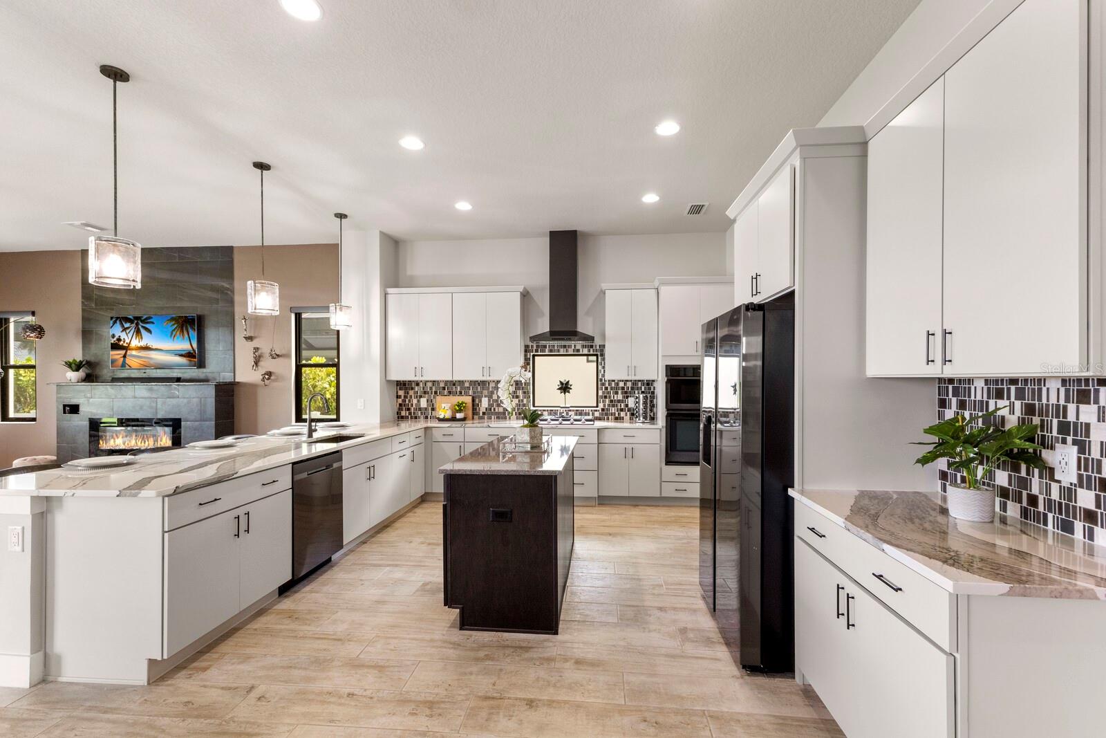 696 REGATTA WAY, BRADENTON, FL, 34208