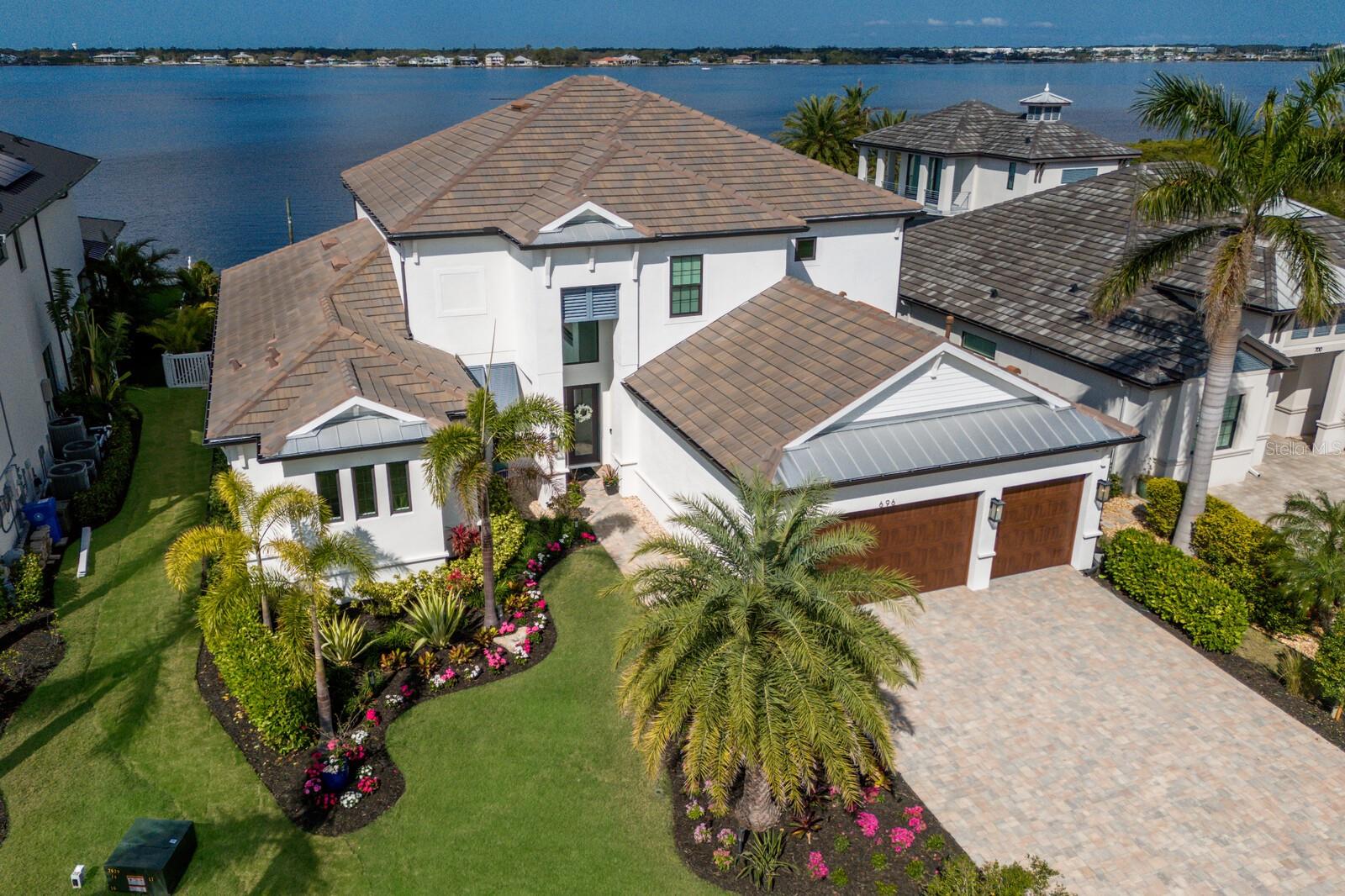 696 REGATTA WAY, BRADENTON, FL, 34208