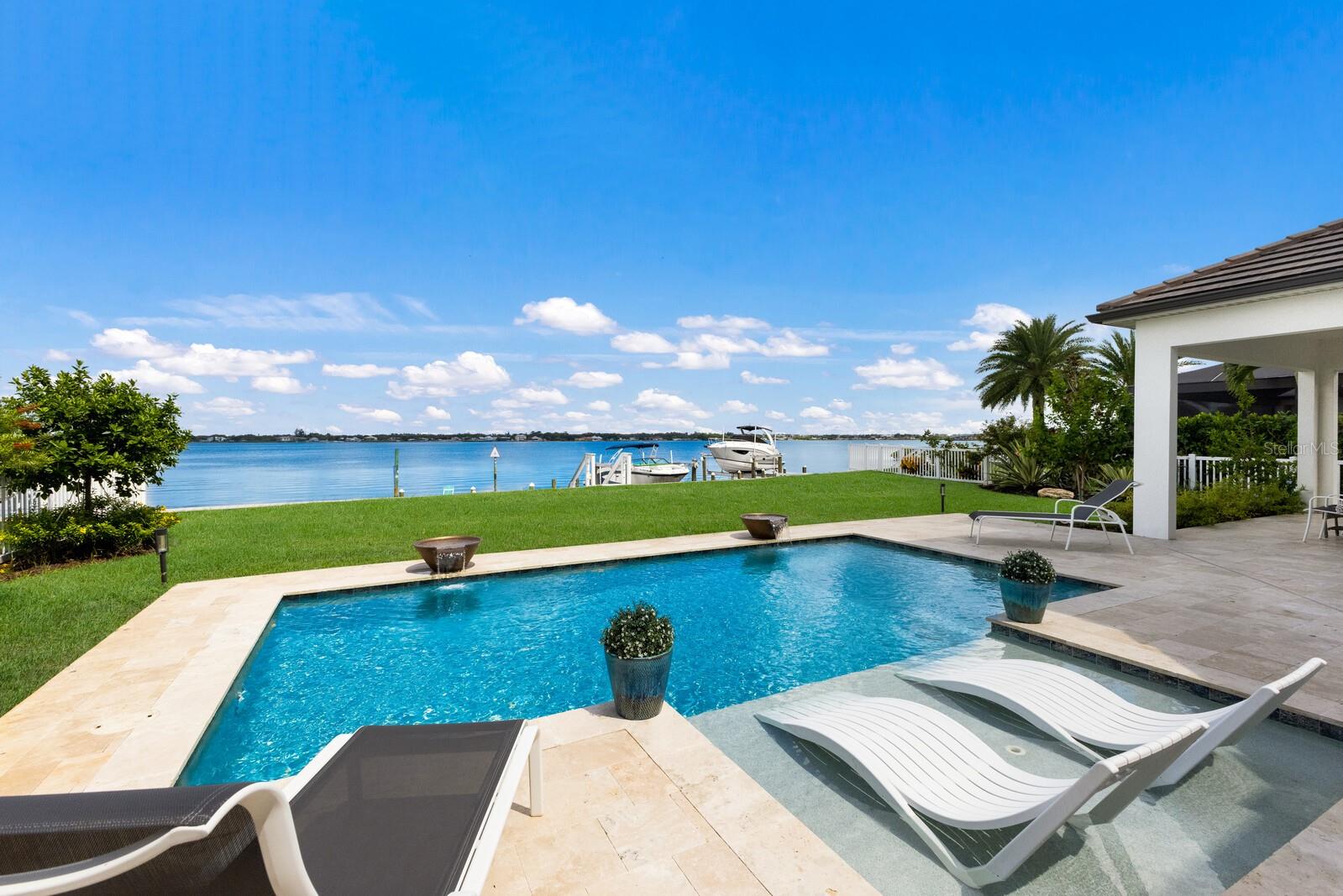 696 REGATTA WAY, BRADENTON, FL, 34208