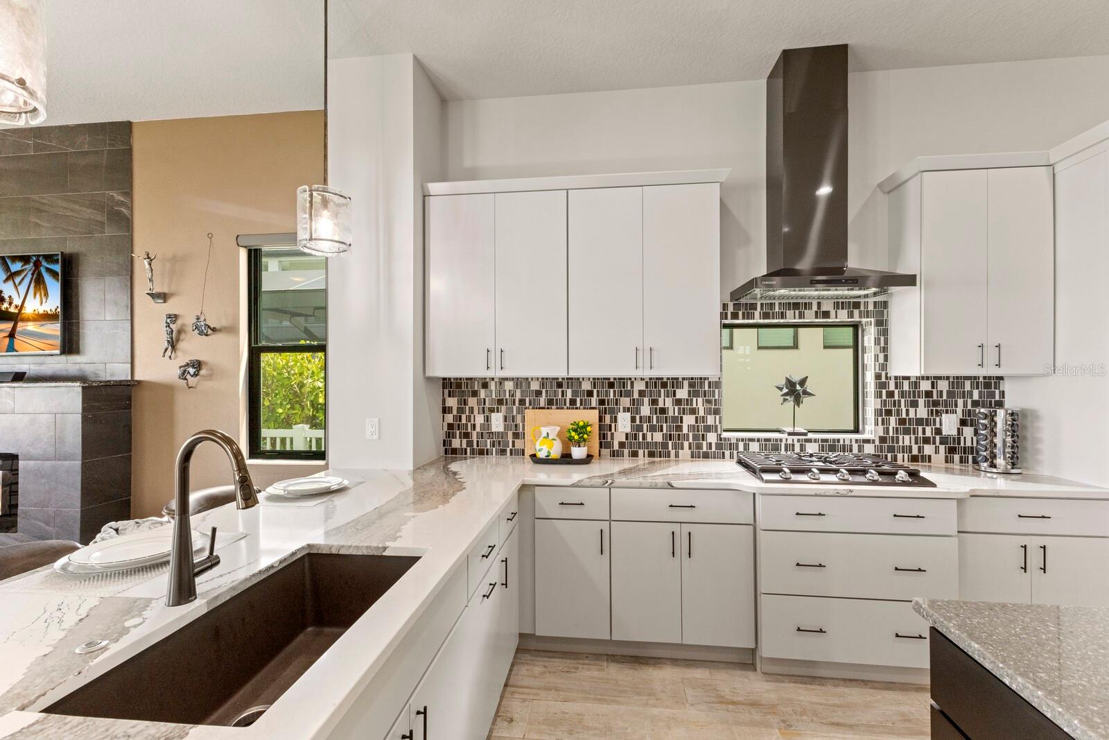 696 REGATTA WAY, BRADENTON, FL, 34208