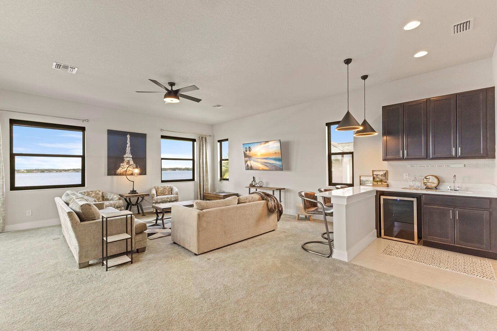 696 REGATTA WAY, BRADENTON, FL, 34208