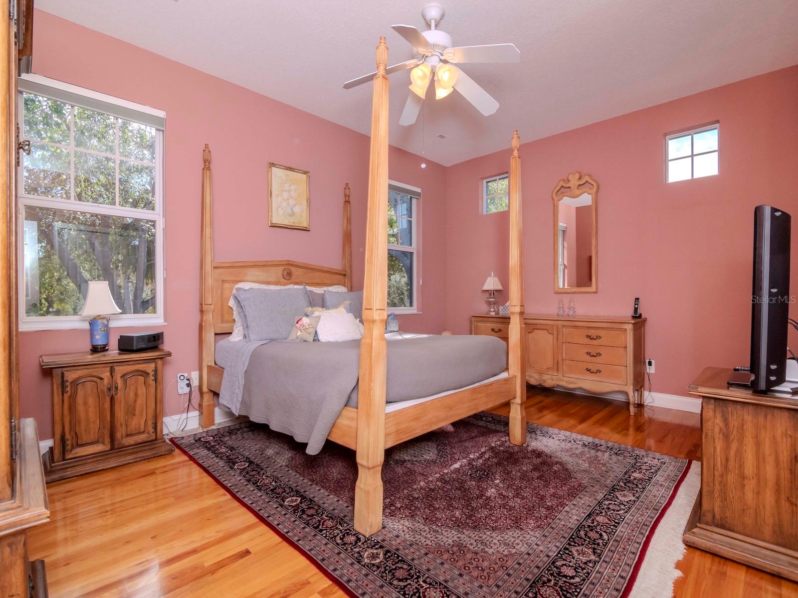 2920 W TRILBY AVE, TAMPA, FL, 33611