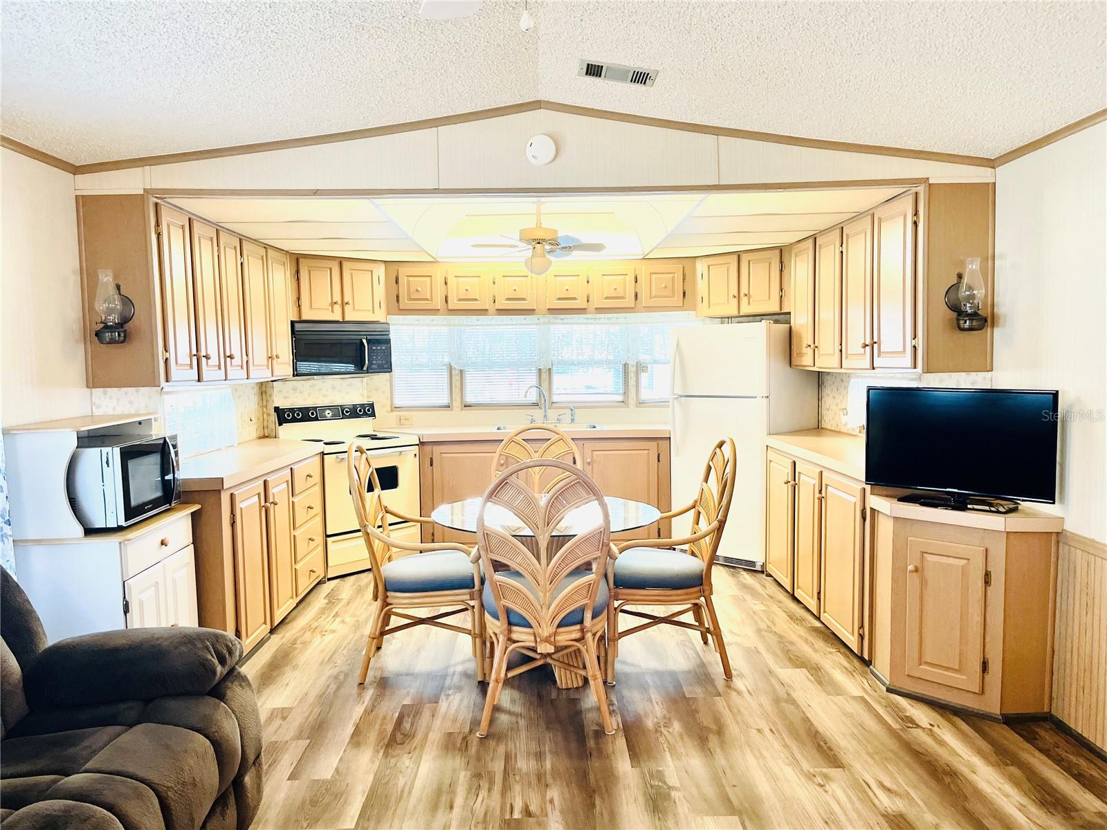 251 PATTERSON RD #D26, HAINES CITY, FL, 33844