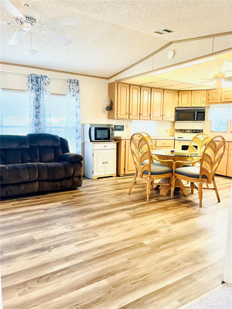 251 PATTERSON RD #D26, HAINES CITY, FL, 33844