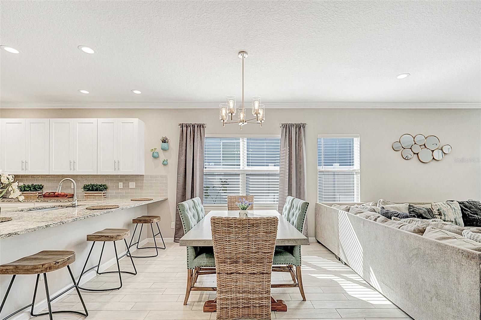 2029 SLOANS OUTLOOK DR, GROVELAND, FL, 34736