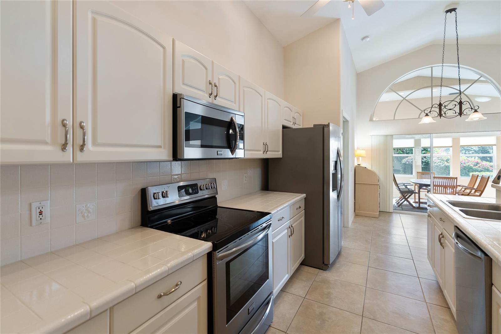204 VENICE PALMS BLVD, VENICE, FL, 34292