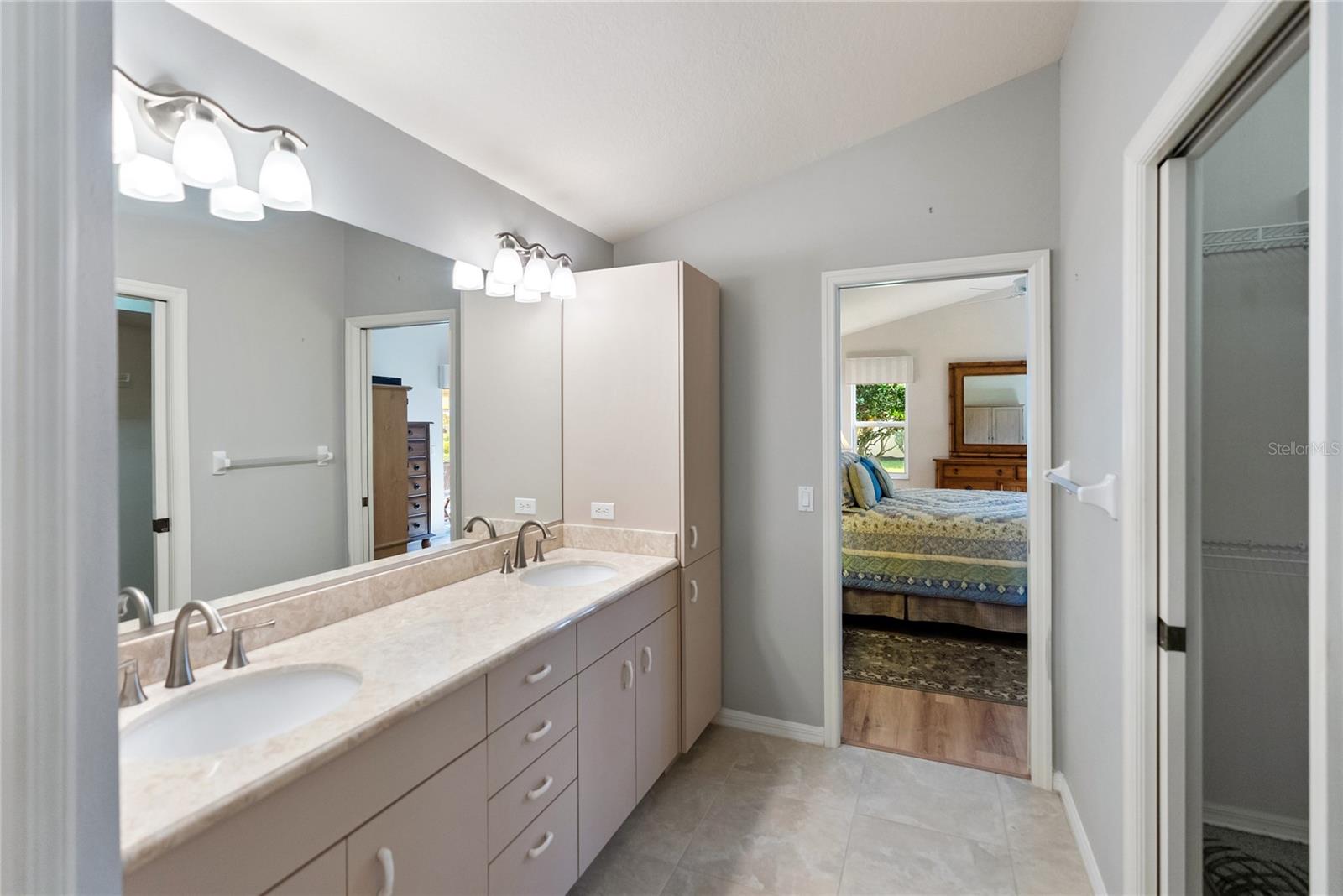 204 VENICE PALMS BLVD, VENICE, FL, 34292