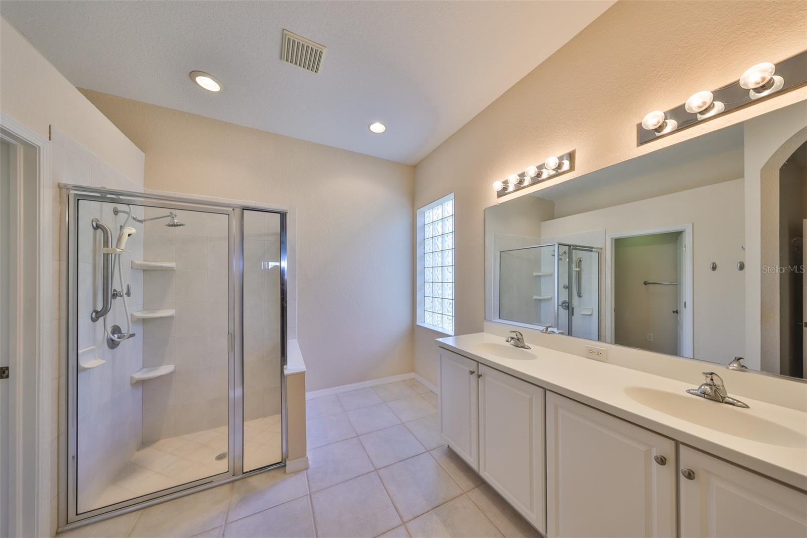 1031 EMERALD DUNES DR, SUN CITY CENTER, FL, 33573