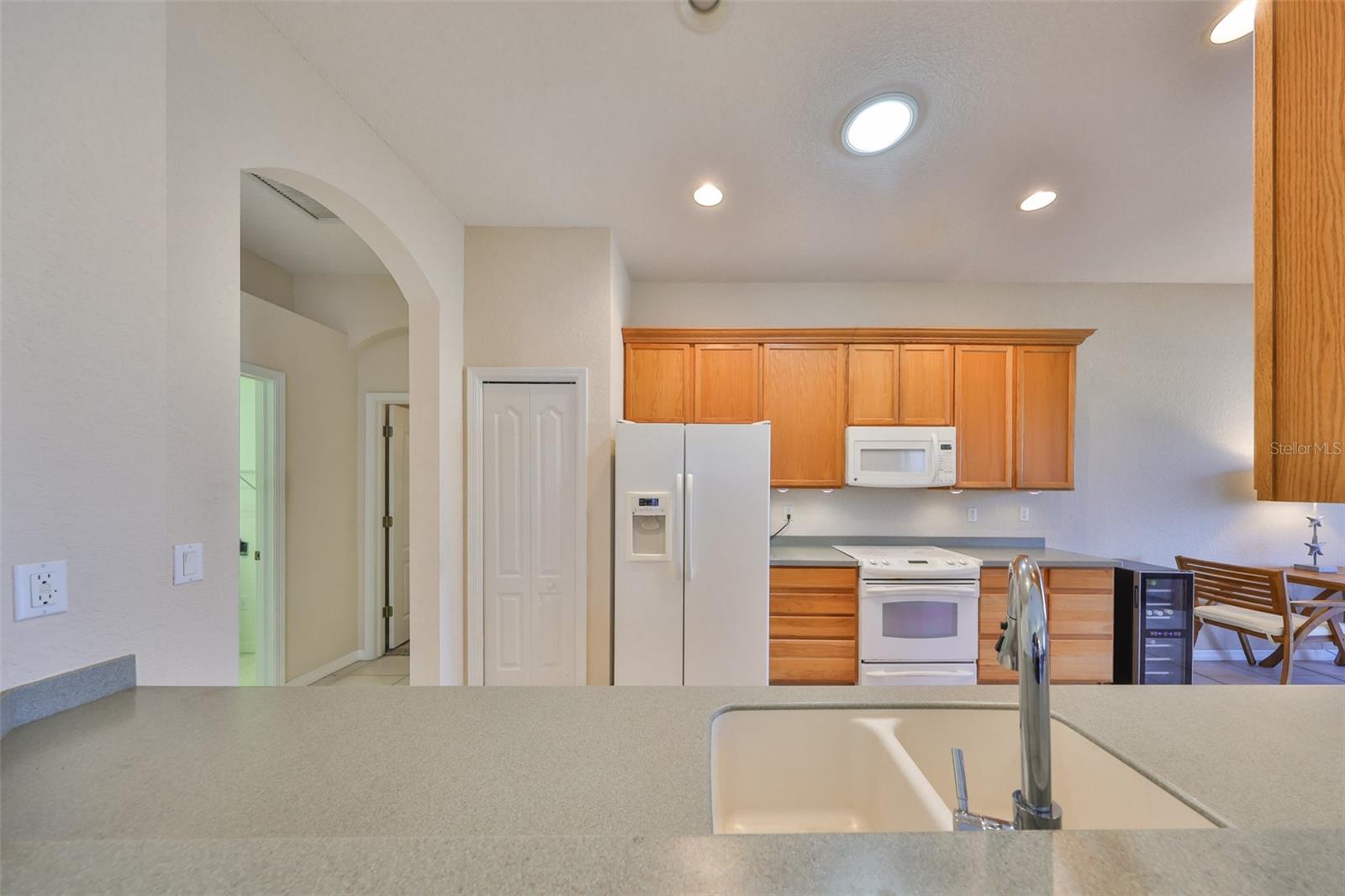 1031 EMERALD DUNES DR, SUN CITY CENTER, FL, 33573
