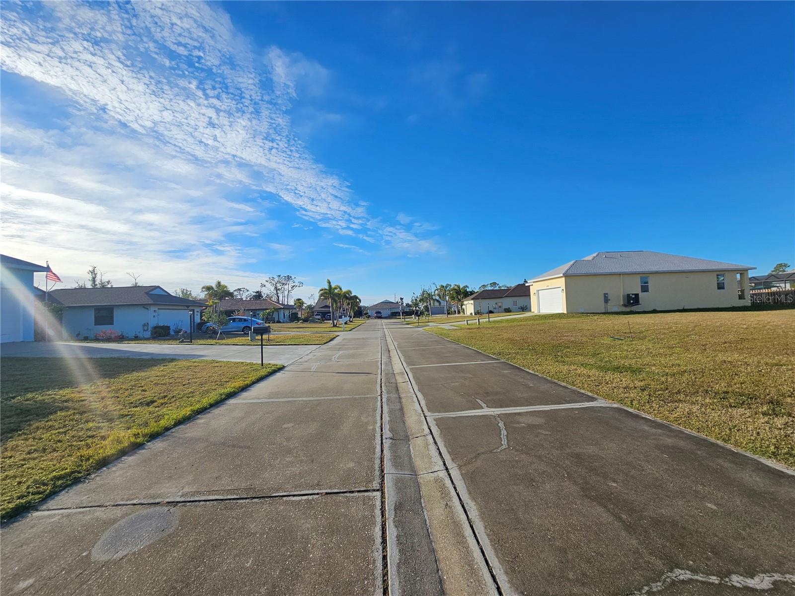 4294 OAK TERRACE CIR, PORT CHARLOTTE, FL, 33953