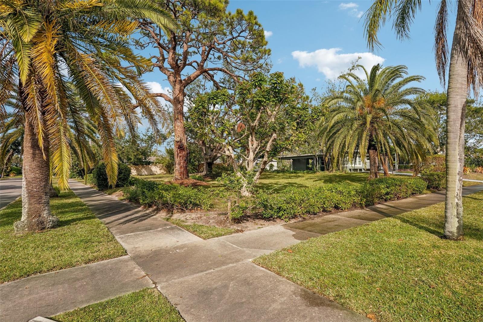 349 SCOTT AVE, SARASOTA, FL, 34243