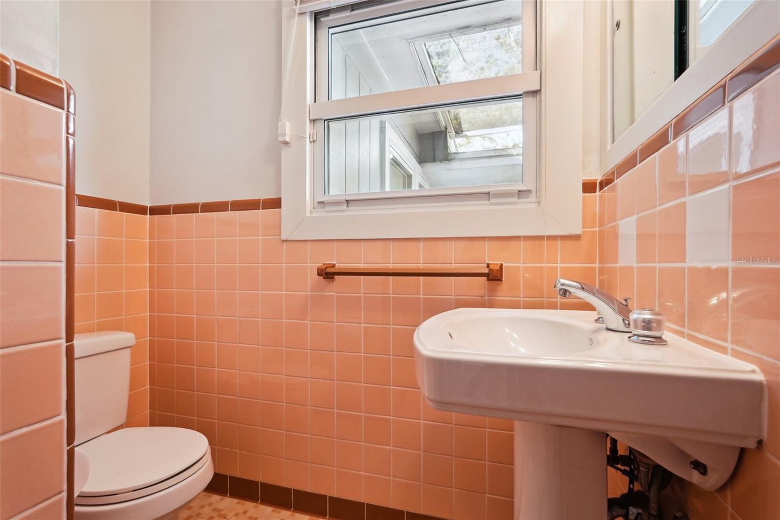 349 SCOTT AVE, SARASOTA, FL, 34243