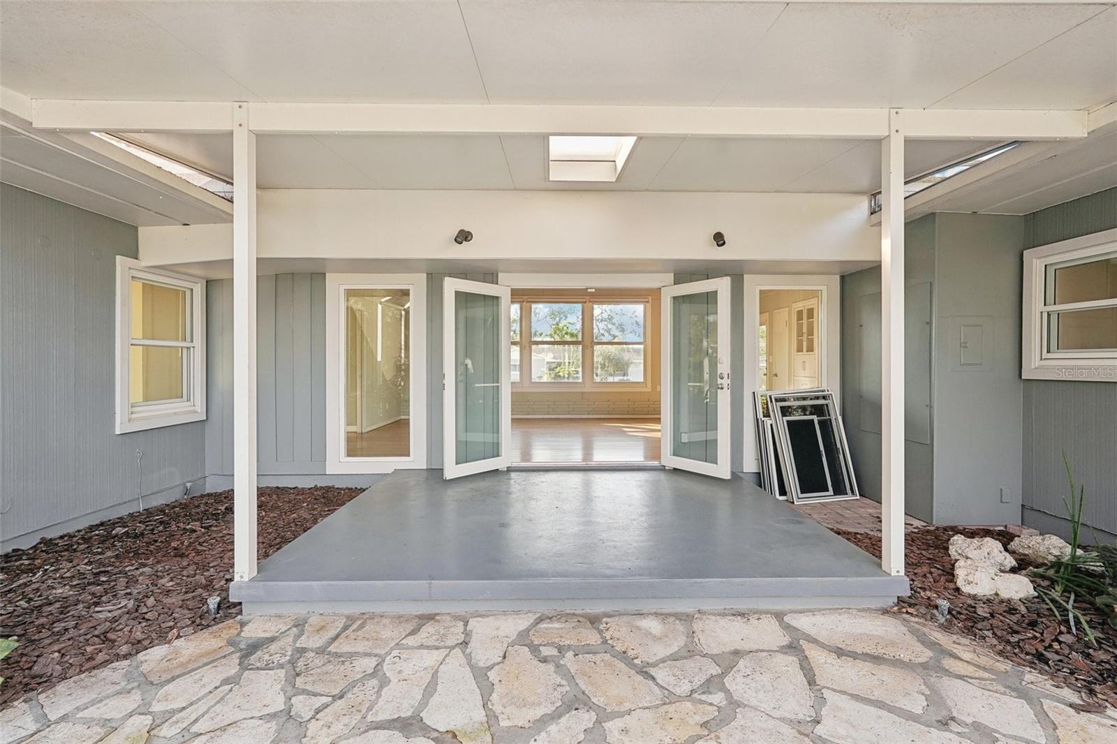 349 SCOTT AVE, SARASOTA, FL, 34243