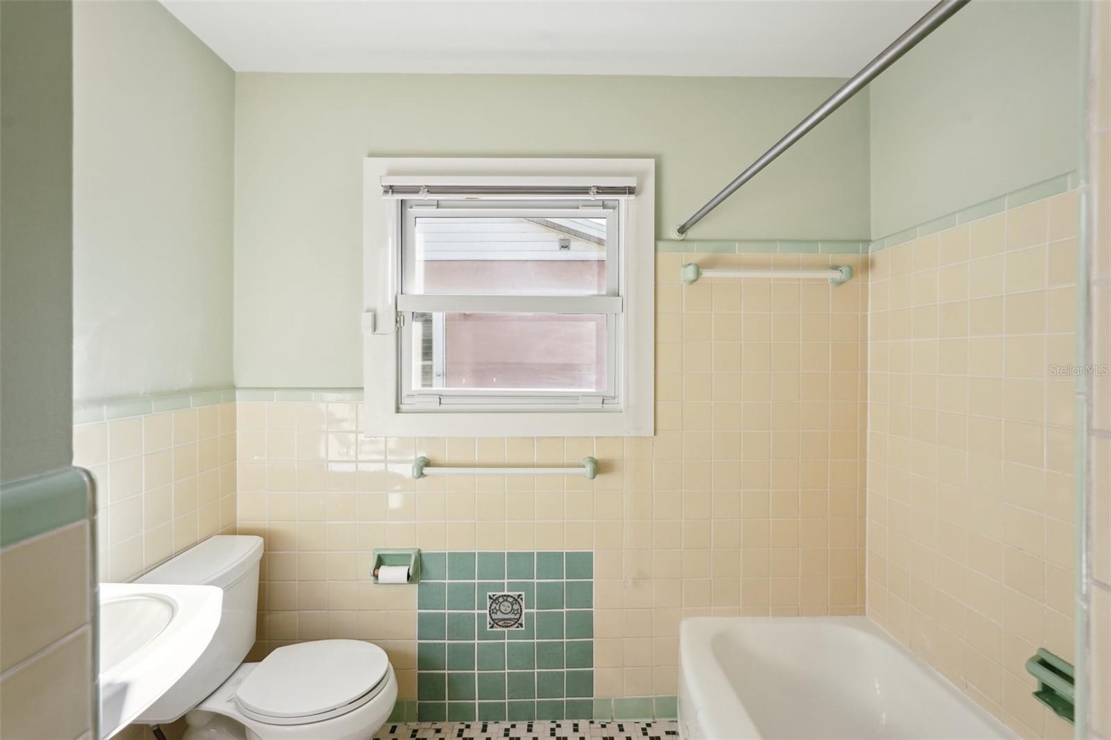 349 SCOTT AVE, SARASOTA, FL, 34243