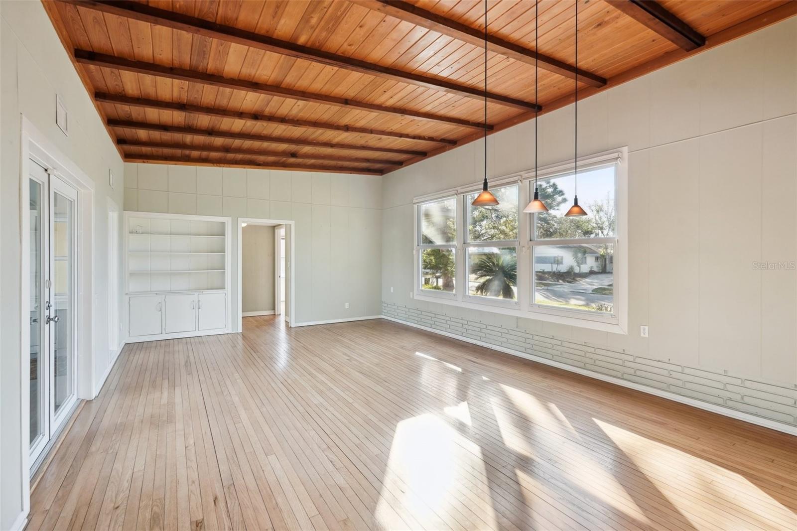 349 SCOTT AVE, SARASOTA, FL, 34243