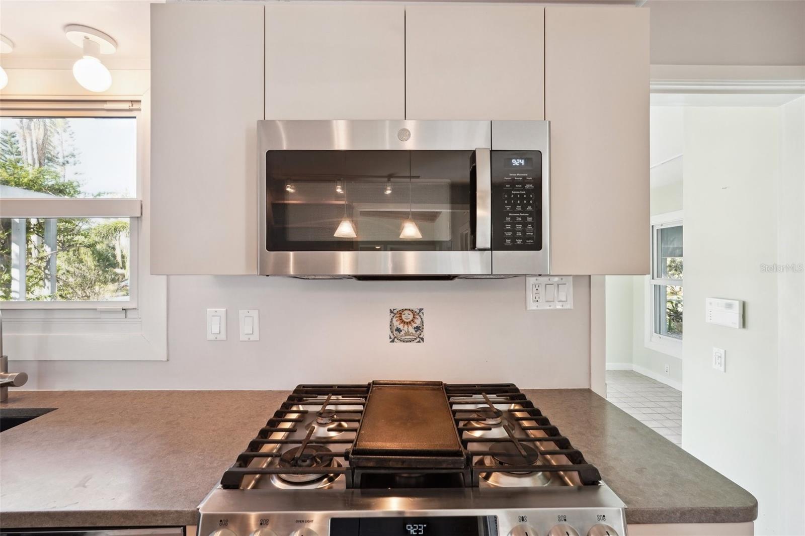 349 SCOTT AVE, SARASOTA, FL, 34243