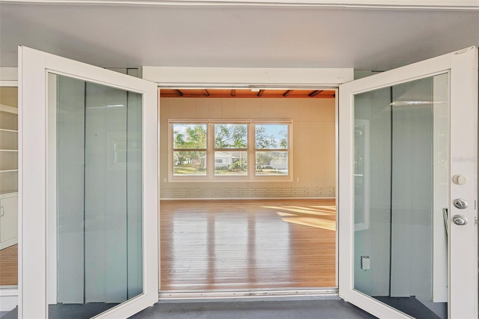 349 SCOTT AVE, SARASOTA, FL, 34243