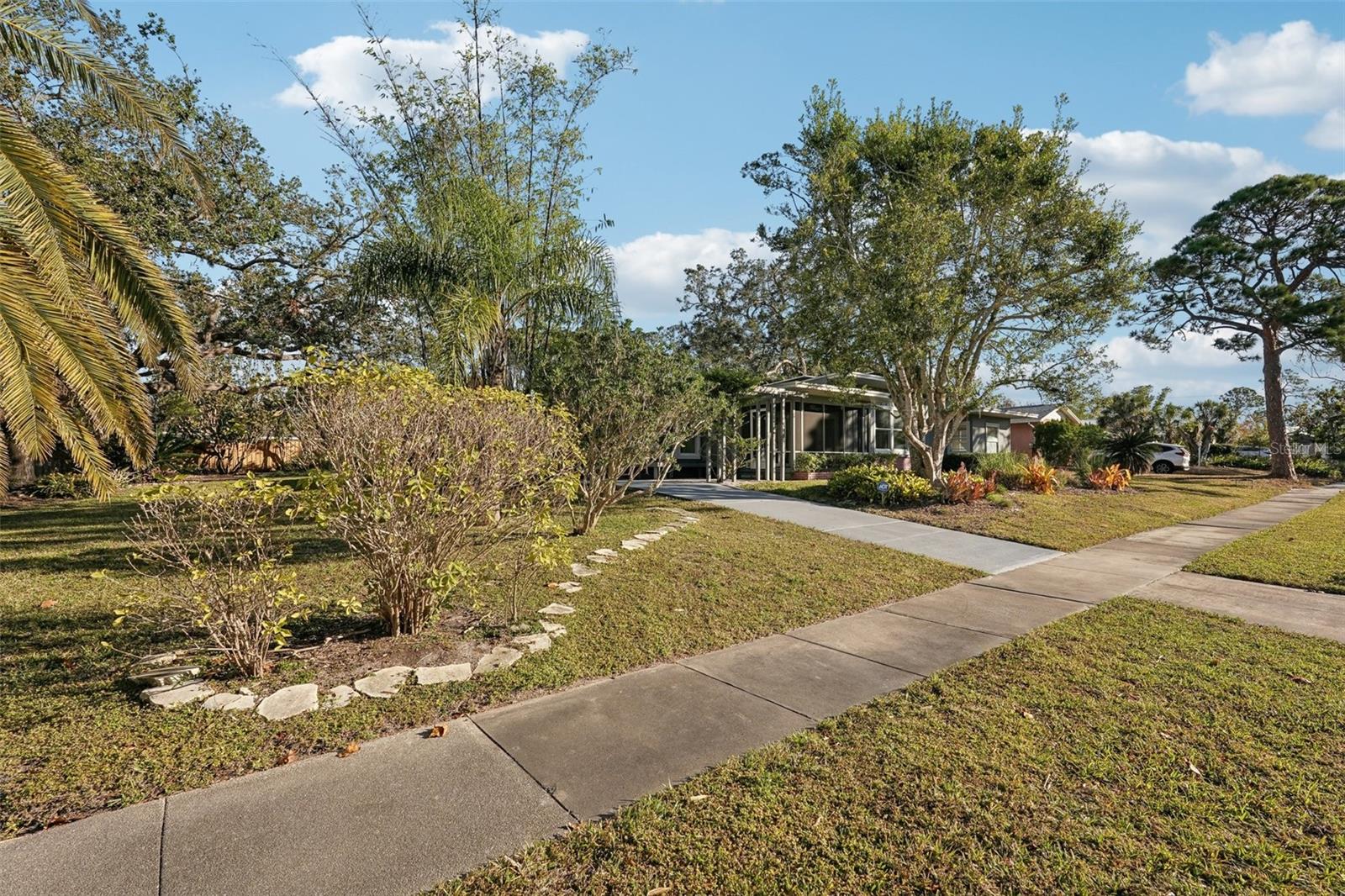 349 SCOTT AVE, SARASOTA, FL, 34243