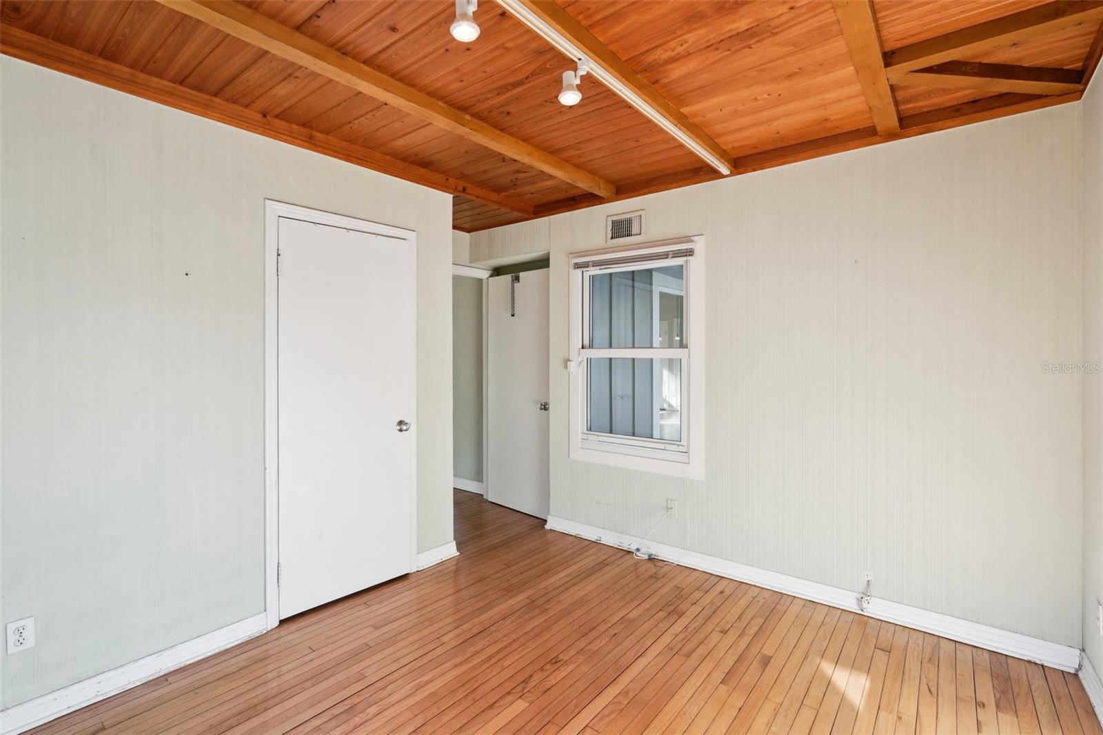 349 SCOTT AVE, SARASOTA, FL, 34243