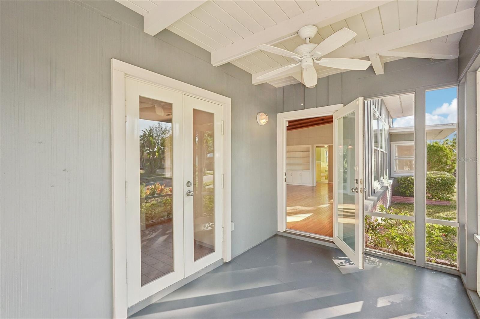 349 SCOTT AVE, SARASOTA, FL, 34243