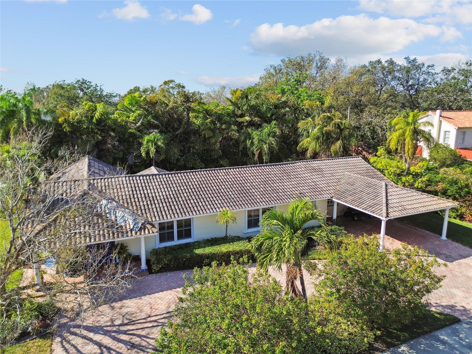 206 BOSPHOROUS AVE, TAMPA, FL, 33606