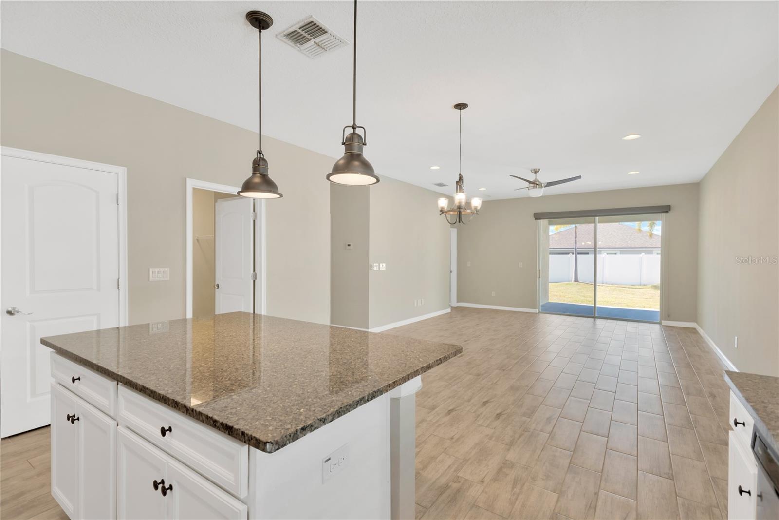 13122 SATIN LILY DR, RIVERVIEW, FL, 33579