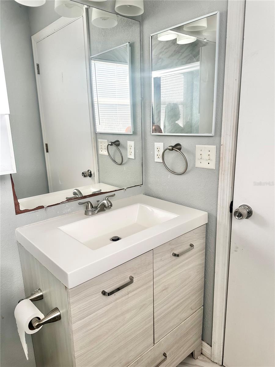 912 WILMERLING AVE, SARASOTA, FL, 34243