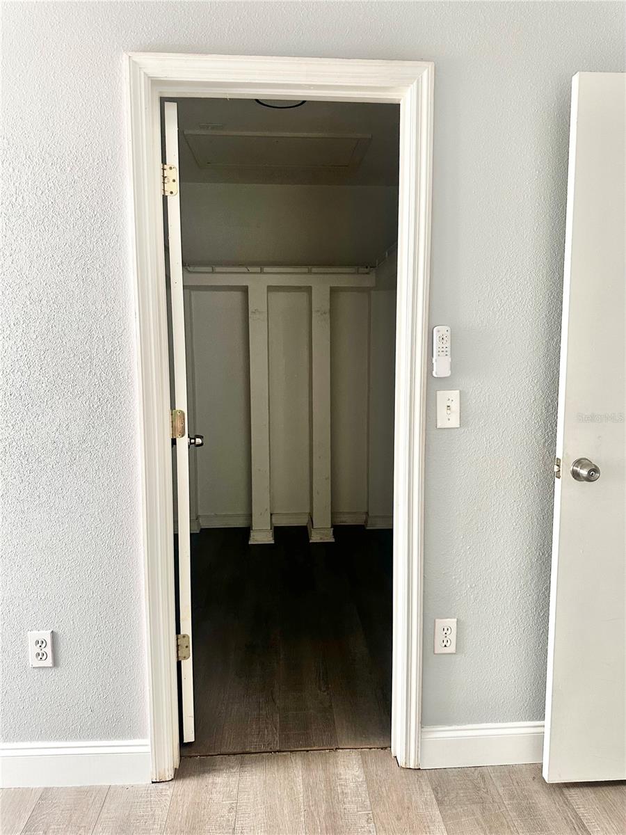 912 WILMERLING AVE, SARASOTA, FL, 34243