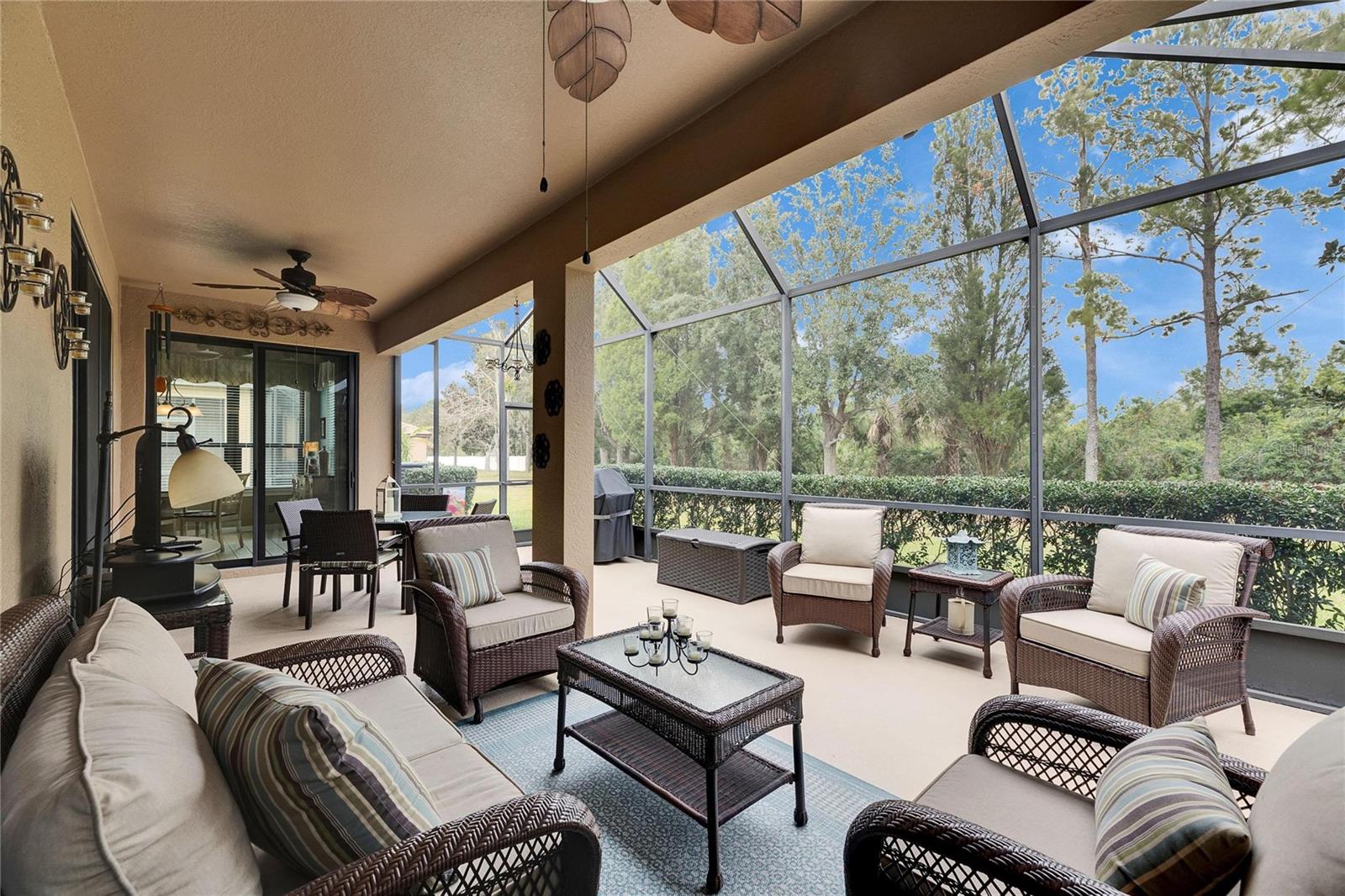 205 SILVER FALLS DR, APOLLO BEACH, FL, 33572