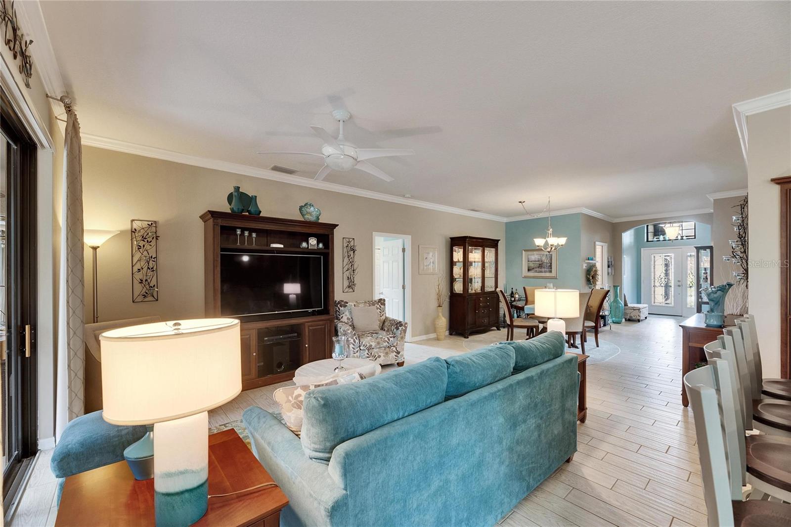 205 SILVER FALLS DR, APOLLO BEACH, FL, 33572