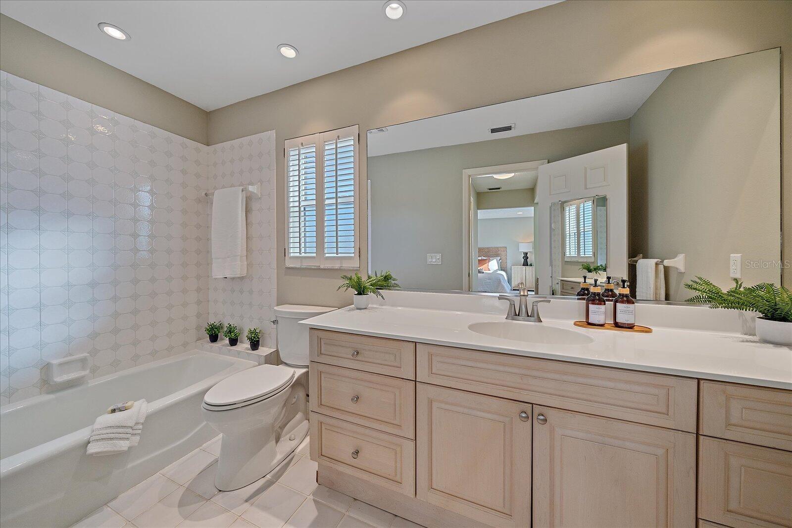 3770 TORREY PINES BLVD, SARASOTA, FL, 34238