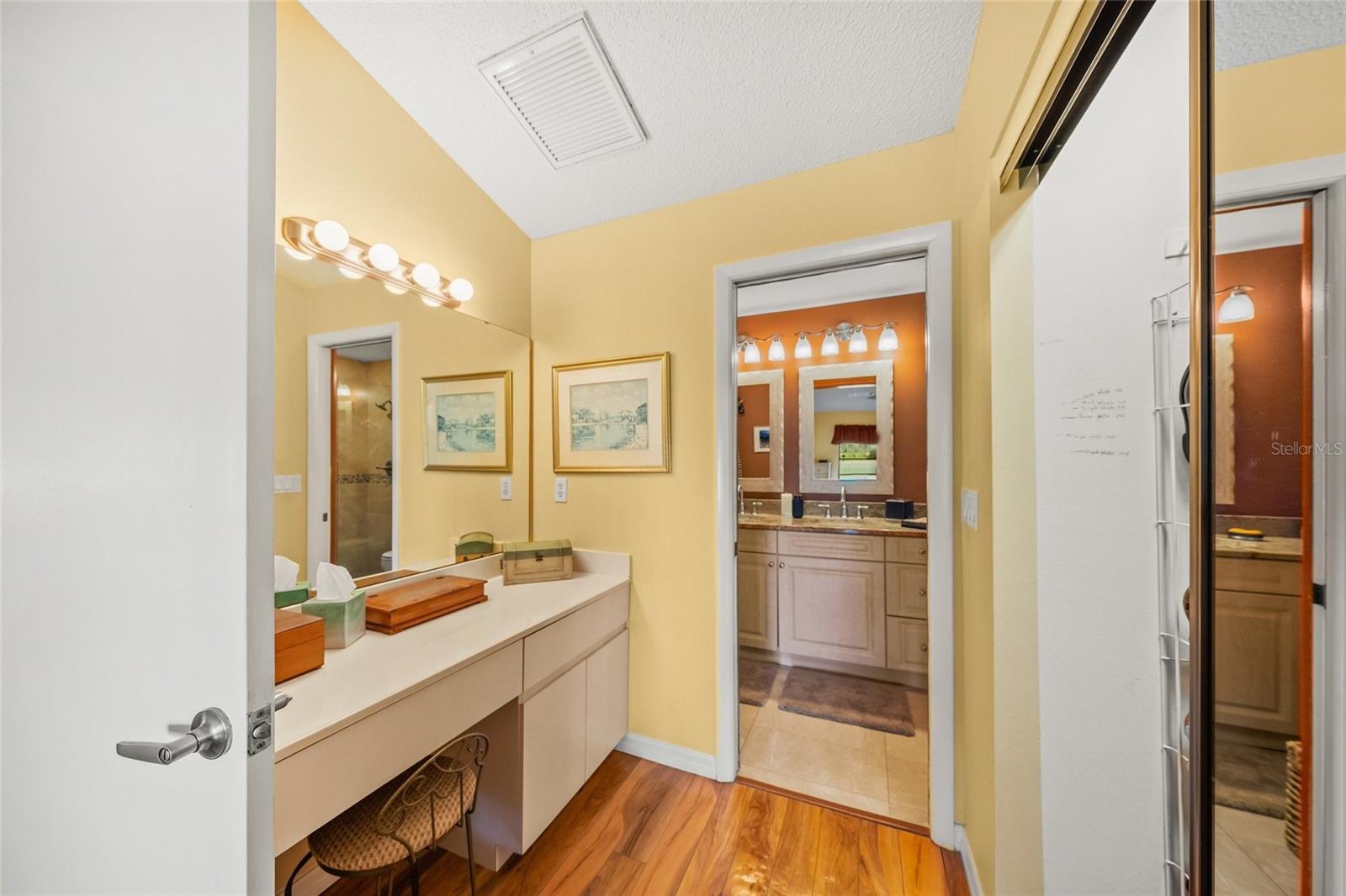 5933 CLUBSIDE DR #7640, SARASOTA, FL, 34243