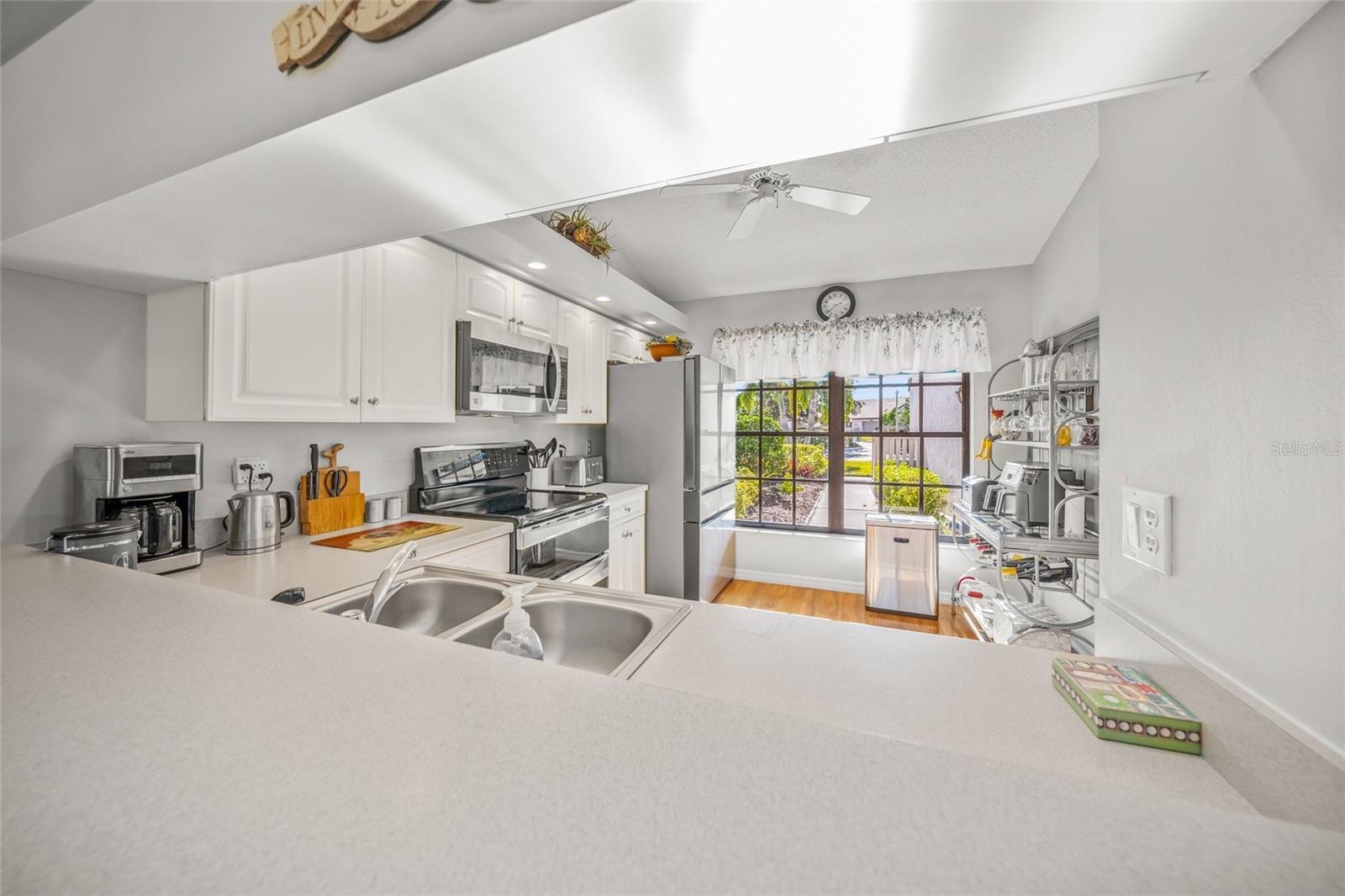 5933 CLUBSIDE DR #7640, SARASOTA, FL, 34243