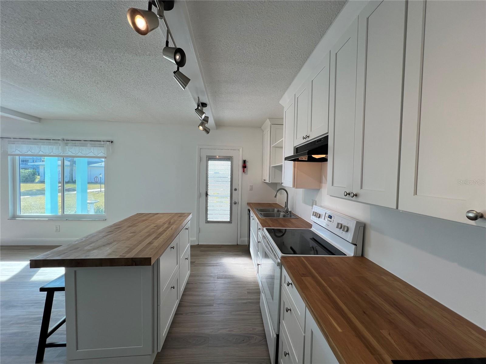 3015 N HALIFAX AVE #2, DAYTONA BEACH, FL, 32118