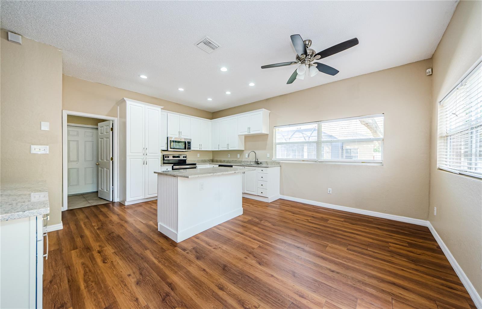 1833 HILLCREST ST, TARPON SPRINGS, FL, 34689