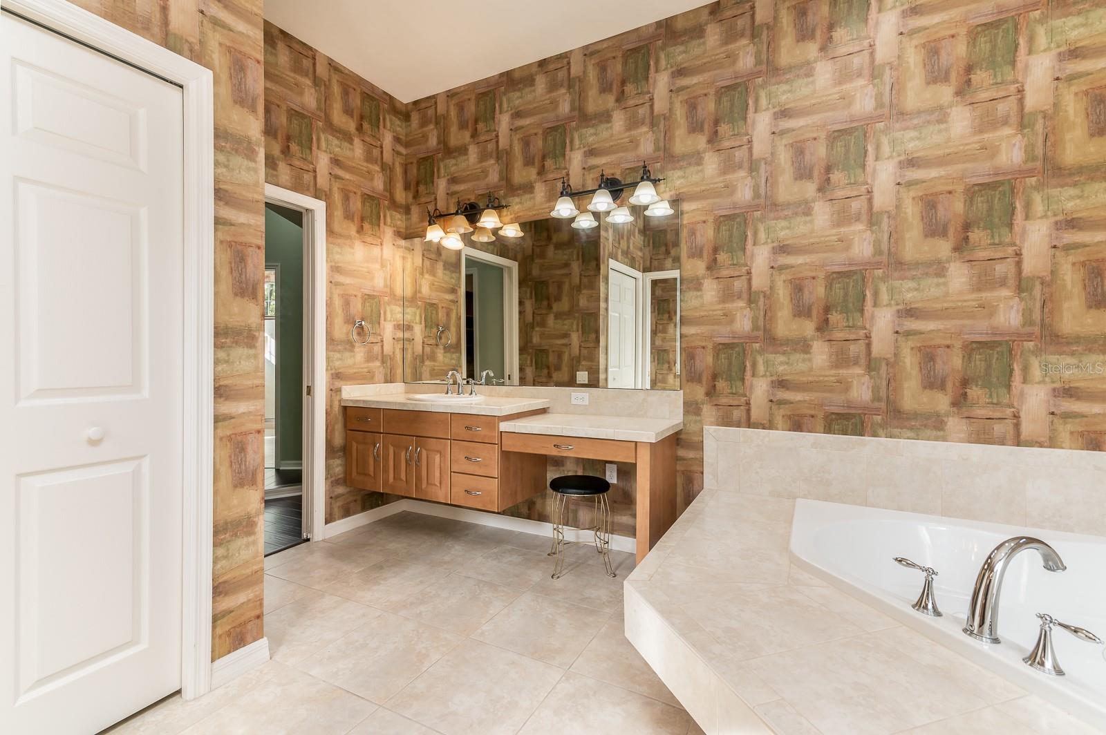 5424 NW 72ND ST, GAINESVILLE, FL, 32653