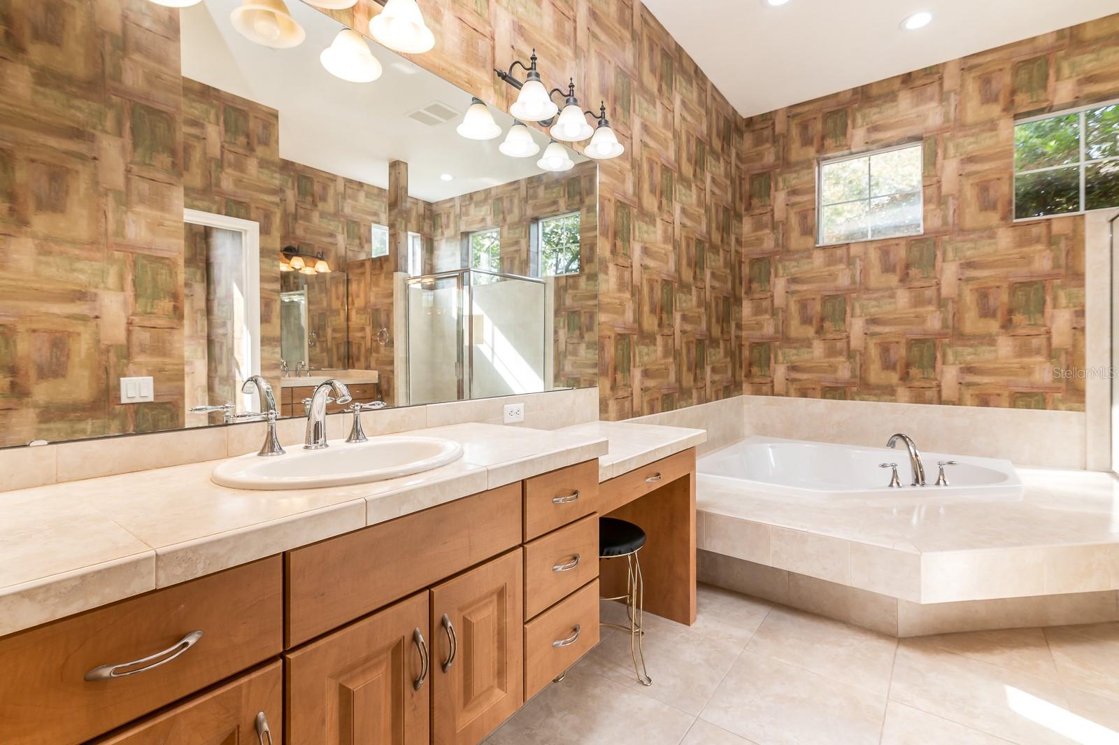5424 NW 72ND ST, GAINESVILLE, FL, 32653