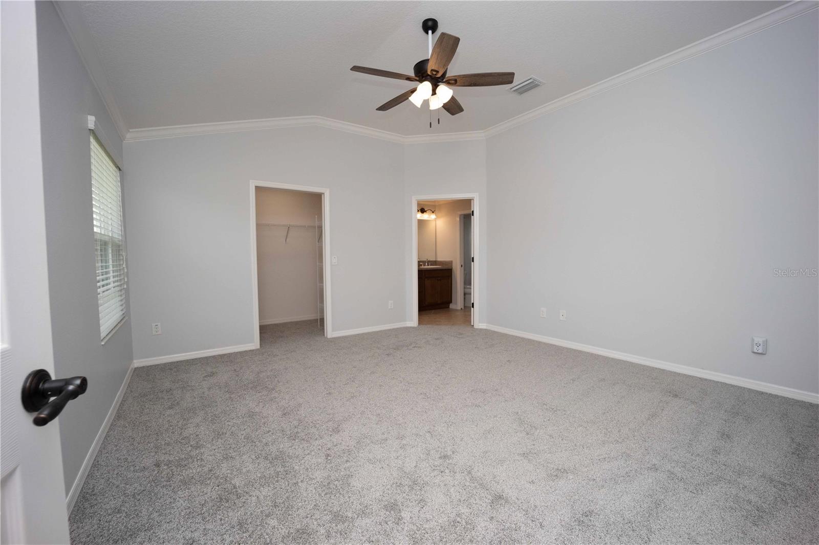 3277 SENNETT CIR, OXFORD, FL, 34484