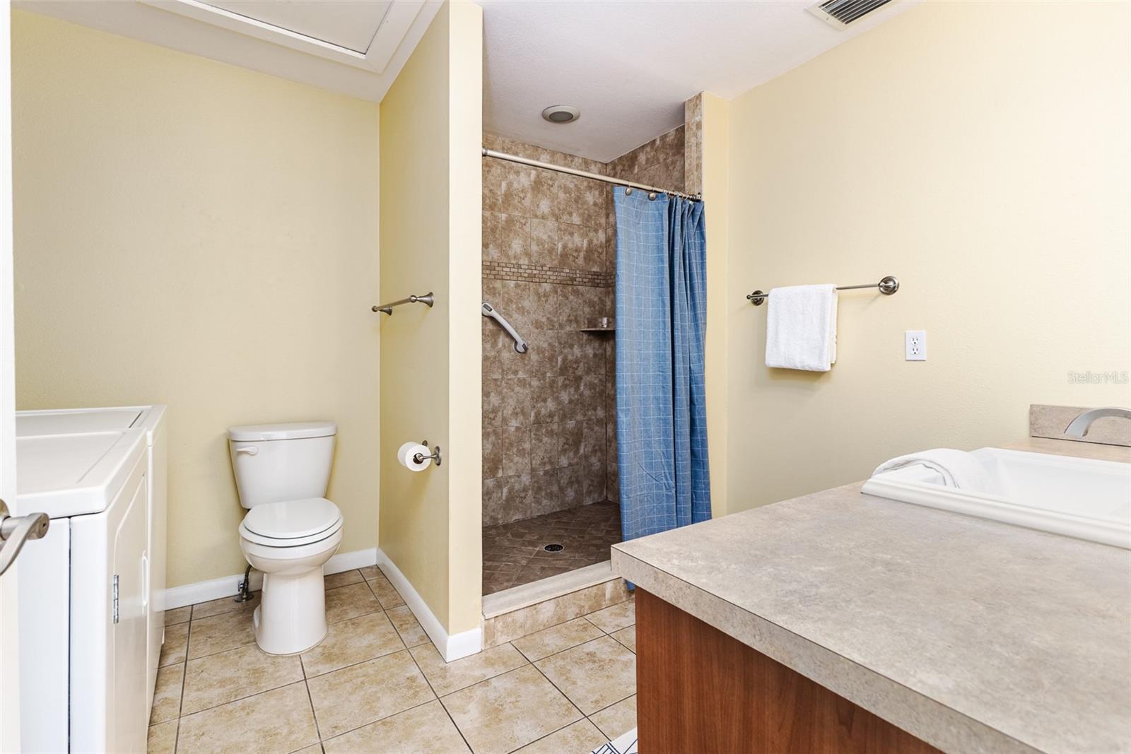 2729 WOODLAND HILLS AVE, LAKELAND, FL, 33803