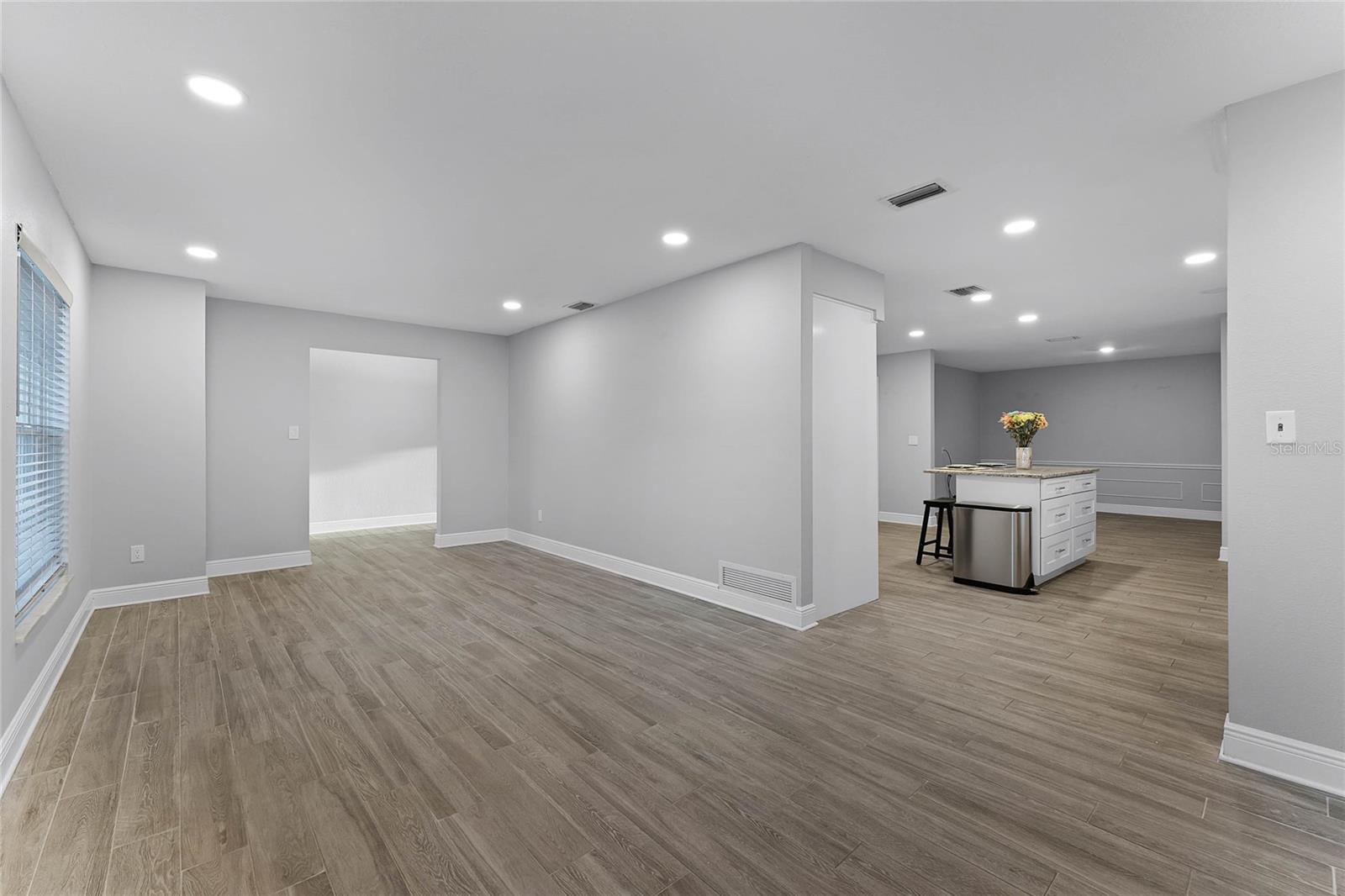 1818 FOXBORO DR, ORLANDO, FL, 32812