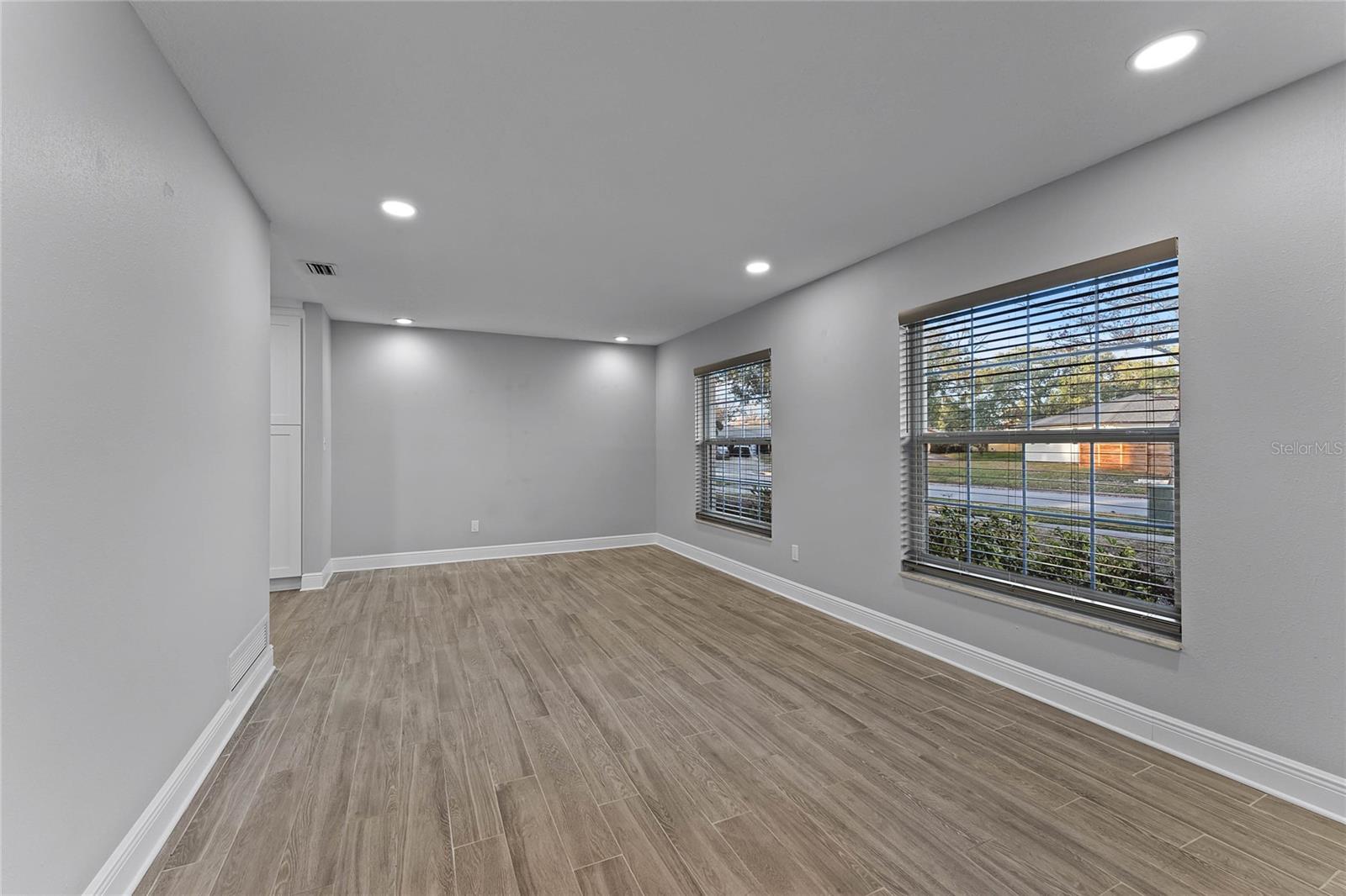 1818 FOXBORO DR, ORLANDO, FL, 32812