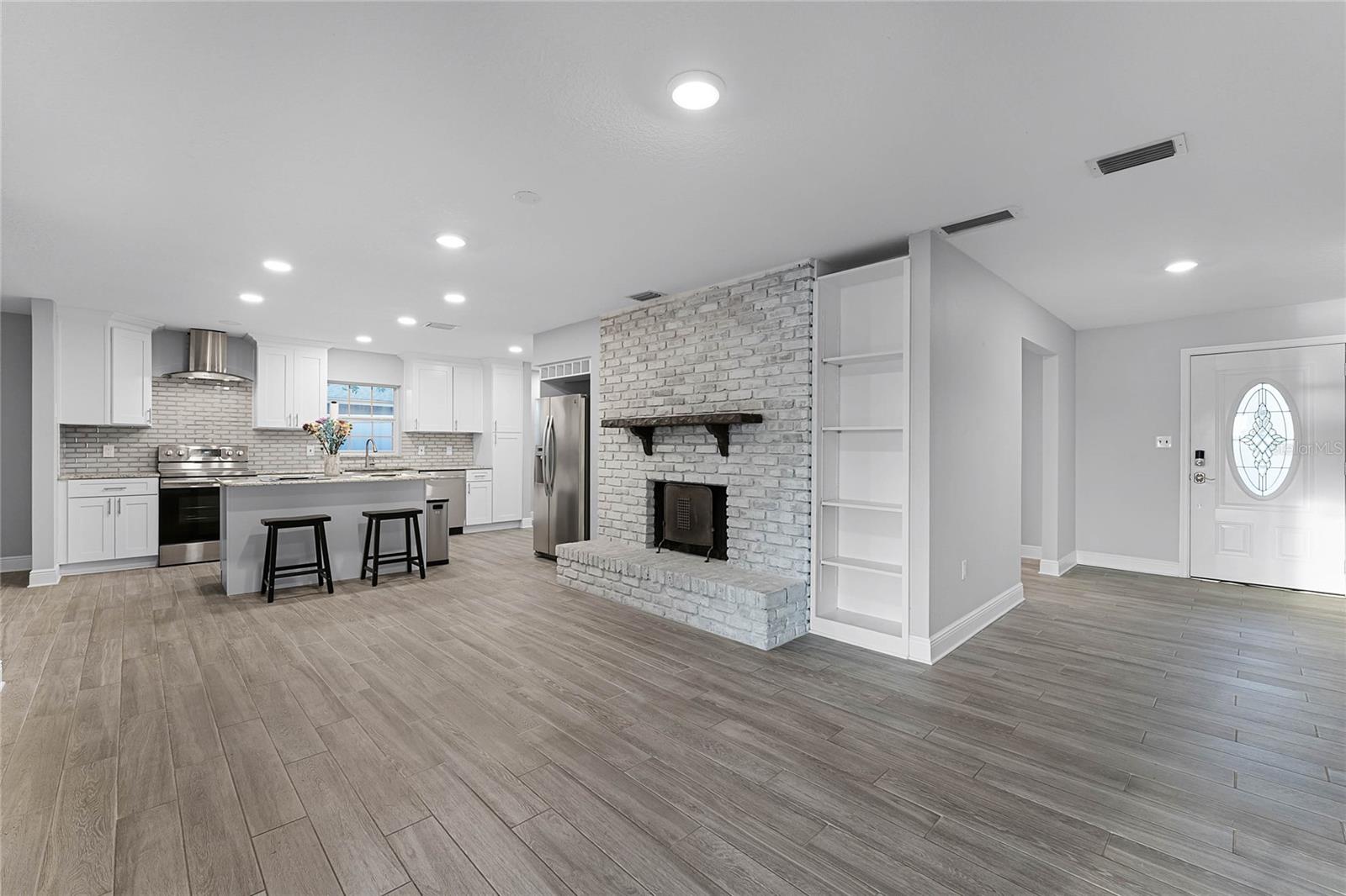 1818 FOXBORO DR, ORLANDO, FL, 32812