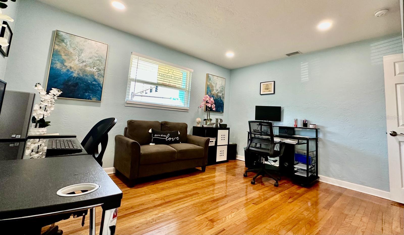 5741 9TH AVE N, ST PETERSBURG, FL, 33710