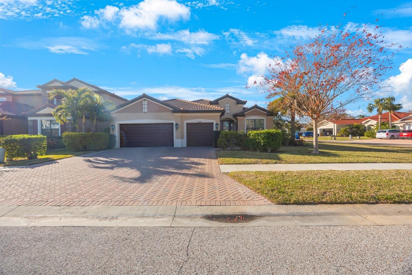 2564 GRAND CYPRESS BLVD, PALM HARBOR, FL, 34684