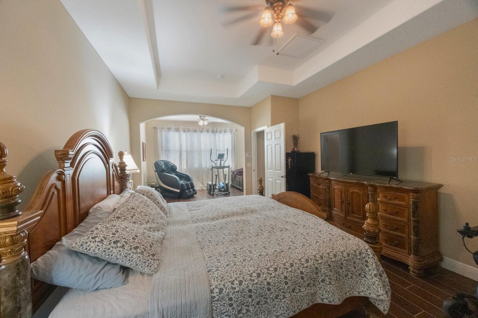 2564 GRAND CYPRESS BLVD, PALM HARBOR, FL, 34684