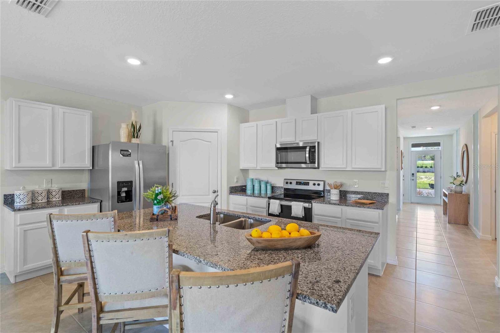 3555 CHINKAPIN OAK LN, APOPKA, FL, 32703