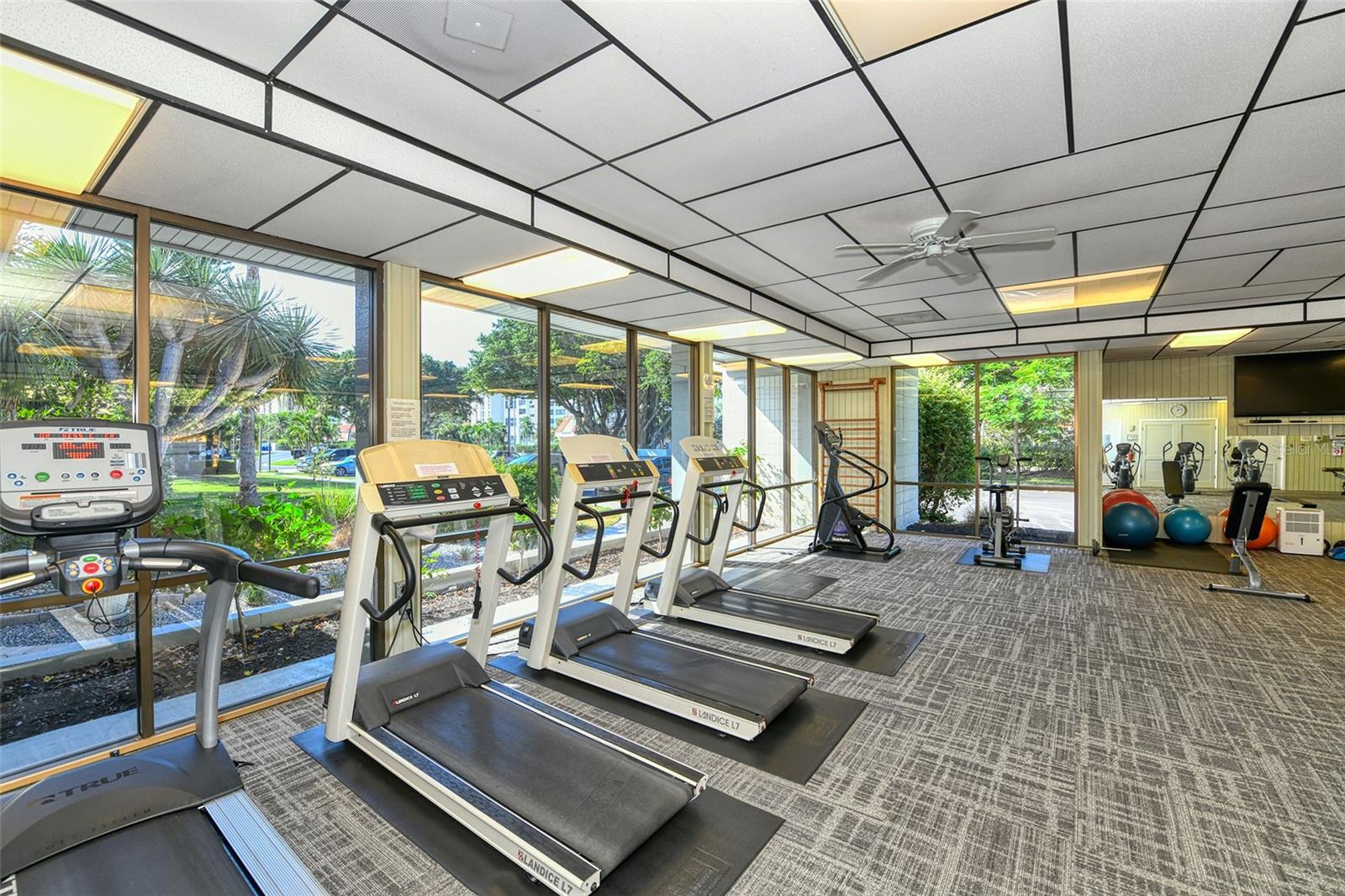 4320 FALMOUTH DR #B306, LONGBOAT KEY, FL, 34228